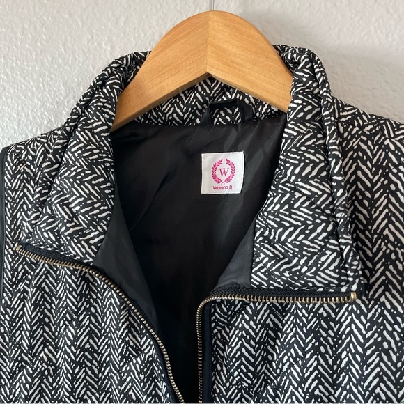 Wanna B Black White Herringbone Zip Up Quilted Puffer Vest Women's Size Small - Picture 2 of 5